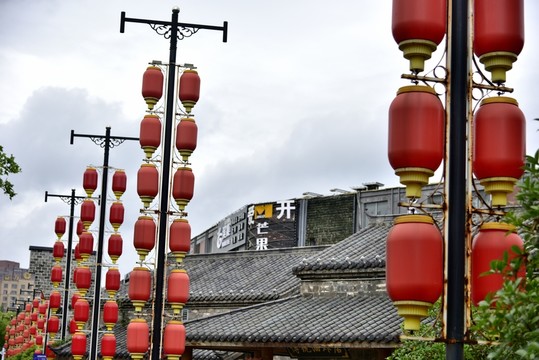串串紅燈籠