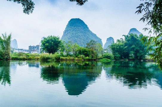 遇龍河風(fēng)光