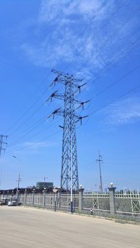 電力鐵塔