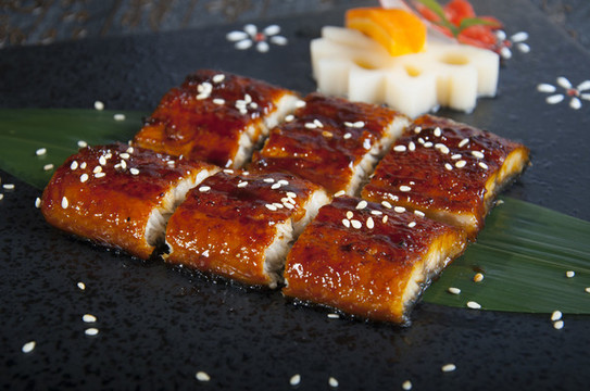 蒲燒鰻魚(yú)