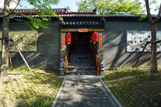 京韻園民居宅門