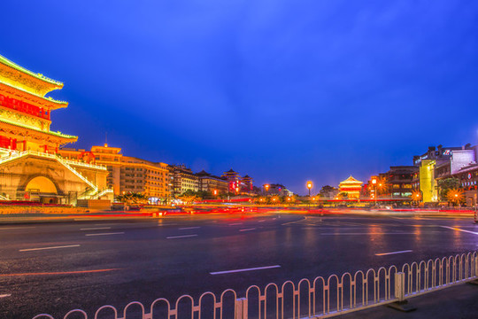 西安鐘鼓樓街景