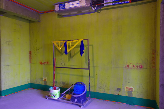 客廳施工現(xiàn)場