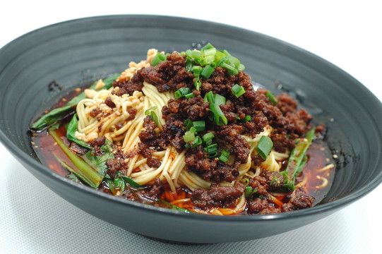 鹵肉拉面