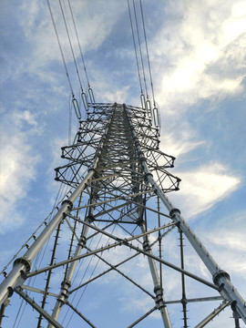 輸電鐵塔