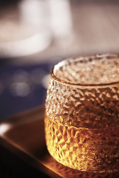 玻璃杯