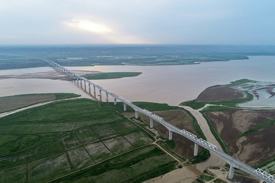 大西高鐵黃河特大橋