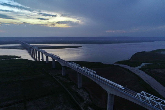 大西高鐵黃河特大橋