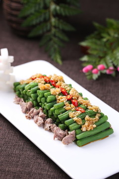 手撕肉蒸長豆
