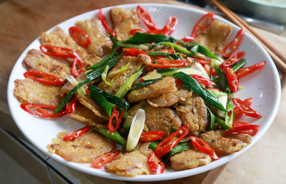 鍋巴肉片