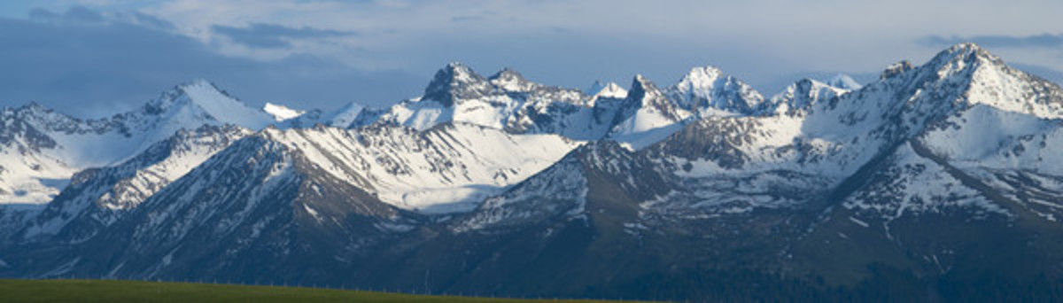 天山