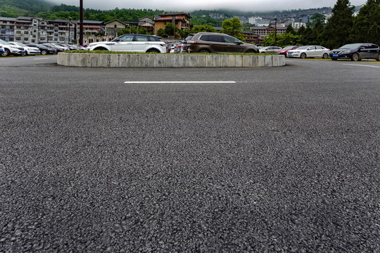 停車場的路面