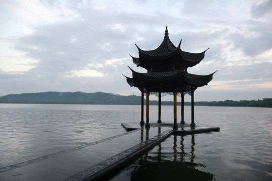 集賢亭