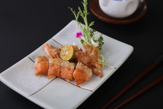 鹽燒三文魚骨