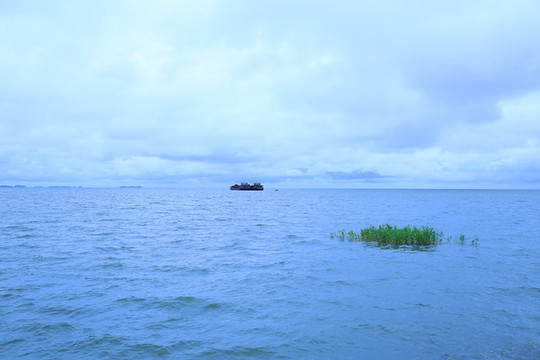 湖泊