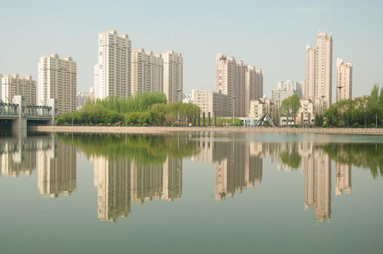 水景房