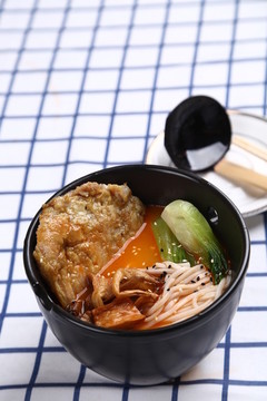 香煎豬扒龍蝦湯手拉面