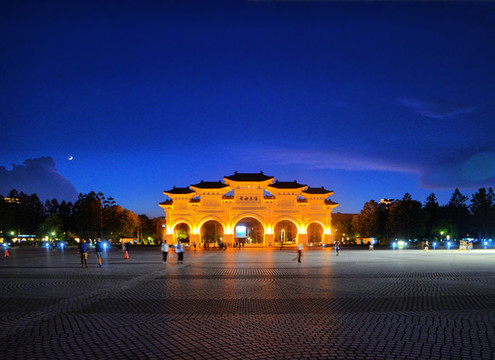 臺北自由廣場夜景