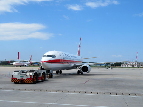 中國聯(lián)航客機(jī)