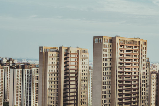 中國上海高樓大廈房地產(chǎn)建筑景觀
