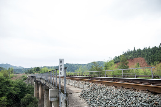 鄉(xiāng)村鐵路