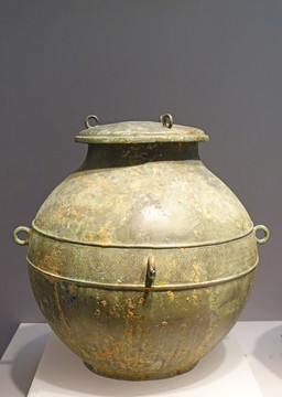 青銅蟠螭紋缶及尸祭缶蓋