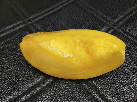 新鮮黃桃