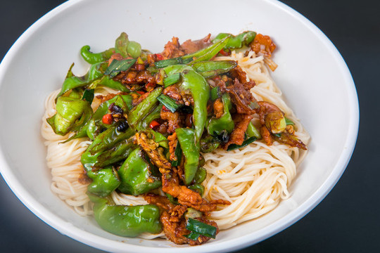 小炒肉蓋面