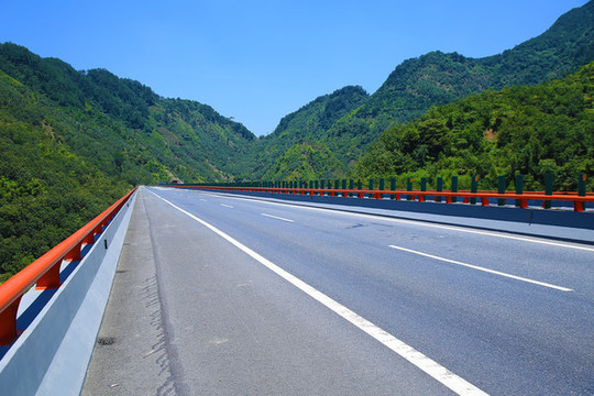 高速公路