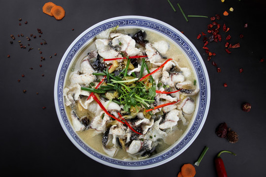 酸湯魚(yú)片
