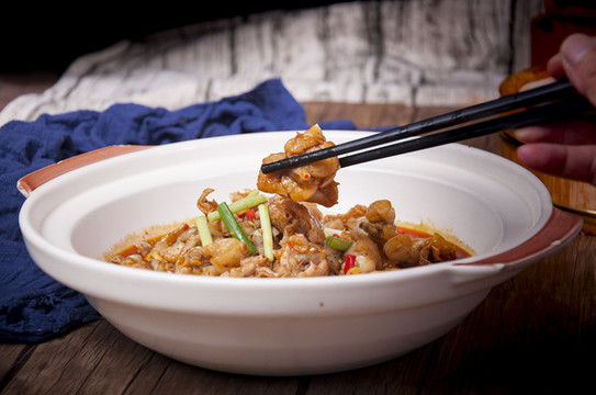 饞嘴牛蛙