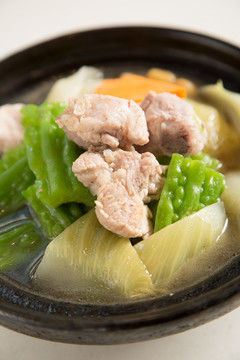 排骨苦瓜湯