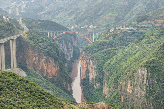 盤州水盤鐵路大橋