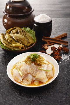 古壇酸菜龍利魚鍋