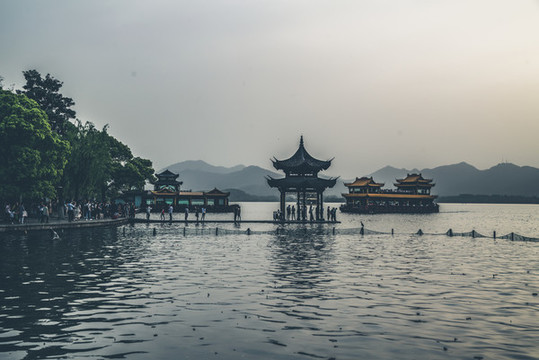 西湖