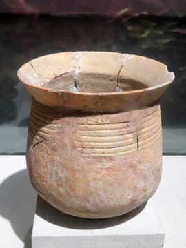 新石器時代陶釜