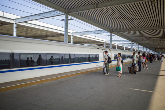 高鐵動(dòng)車