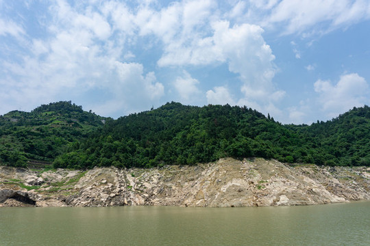 西陵峽風(fēng)光