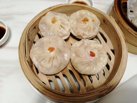上湯小籠包