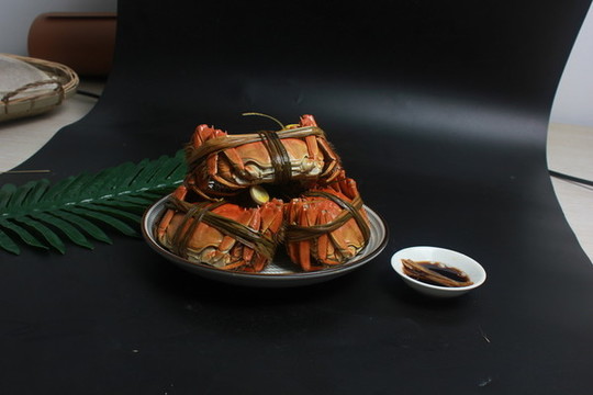 陽(yáng)澄湖大閘蟹實(shí)拍