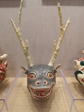 藏族羌姆面具