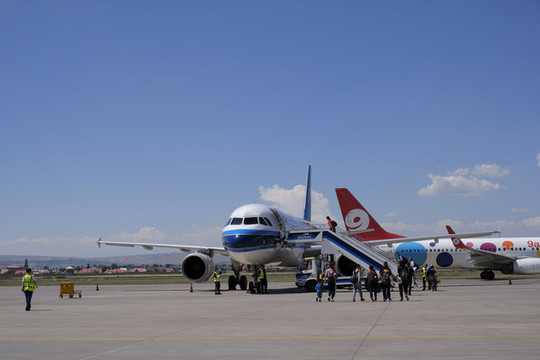 航空運(yùn)輸