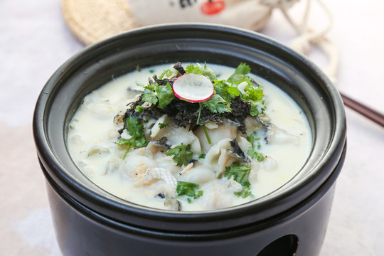 豆汁黑魚(yú)片