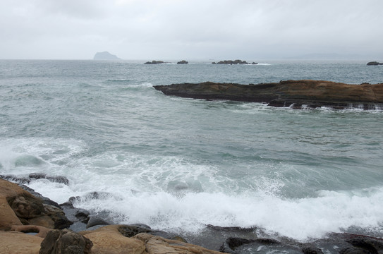 野柳地質(zhì)公園漲潮海潮