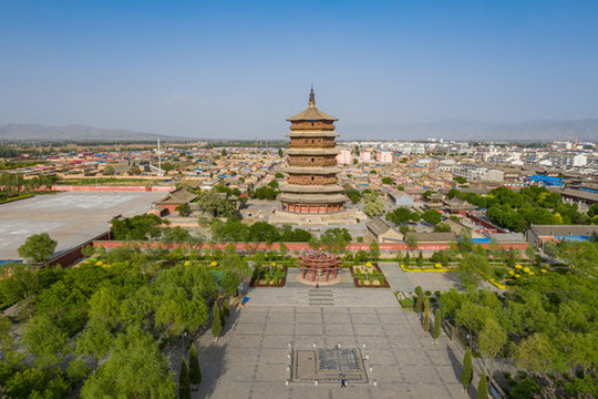 佛宮寺釋迦塔