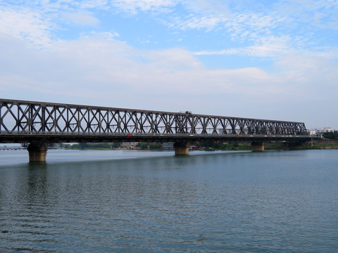 襄陽漢江大橋