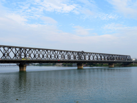 襄陽漢江大橋