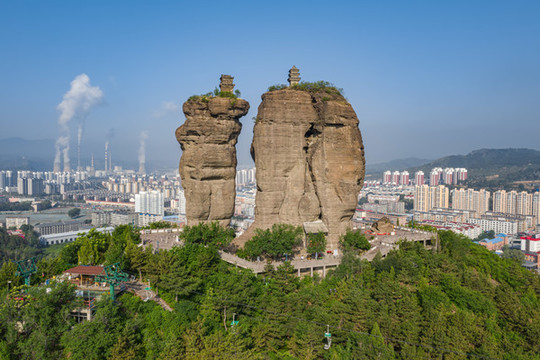 雙塔山