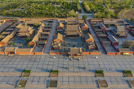 貝子廟
