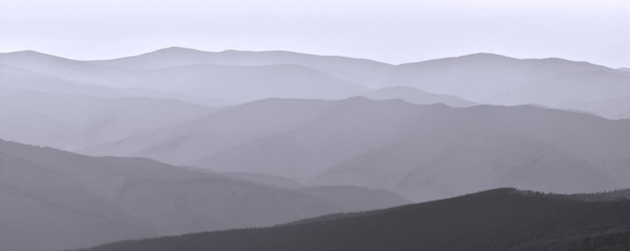 水墨山景寫生